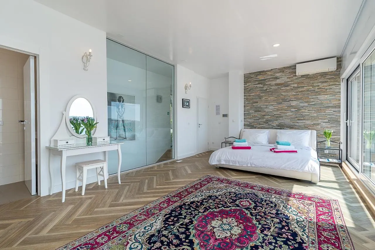 Trogir Beach House 0*,  Κροατία